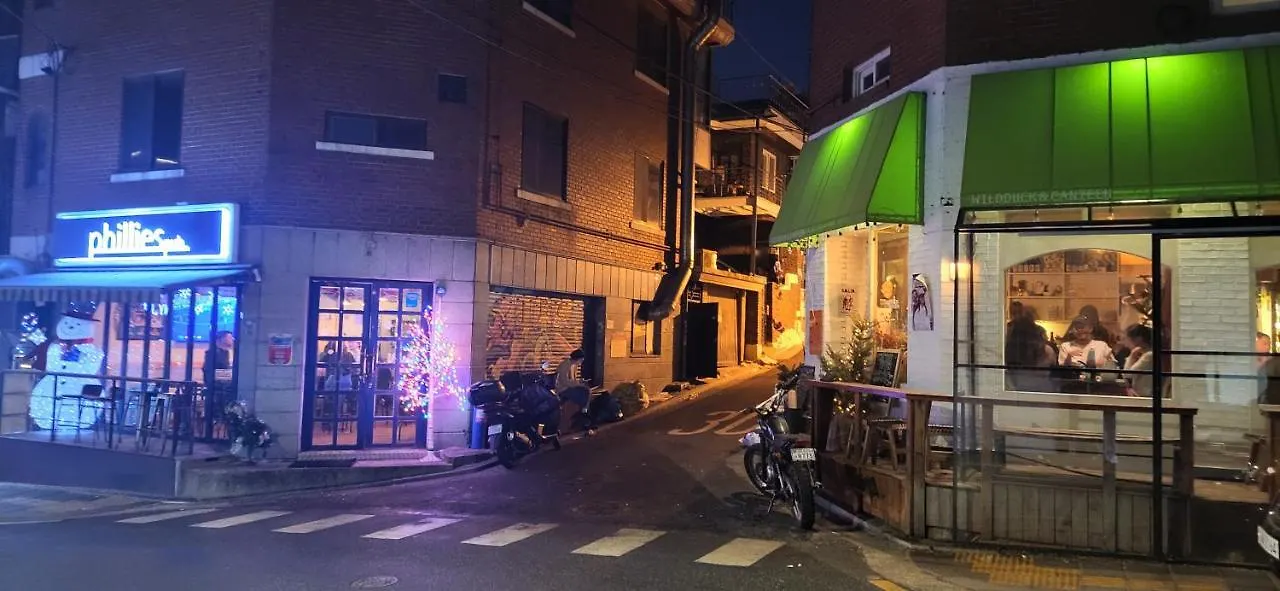 On The Main Street Of Hbc #4 Villa Seoul 0*,