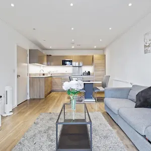 Canning Town 2 Bed , London United Kingdom